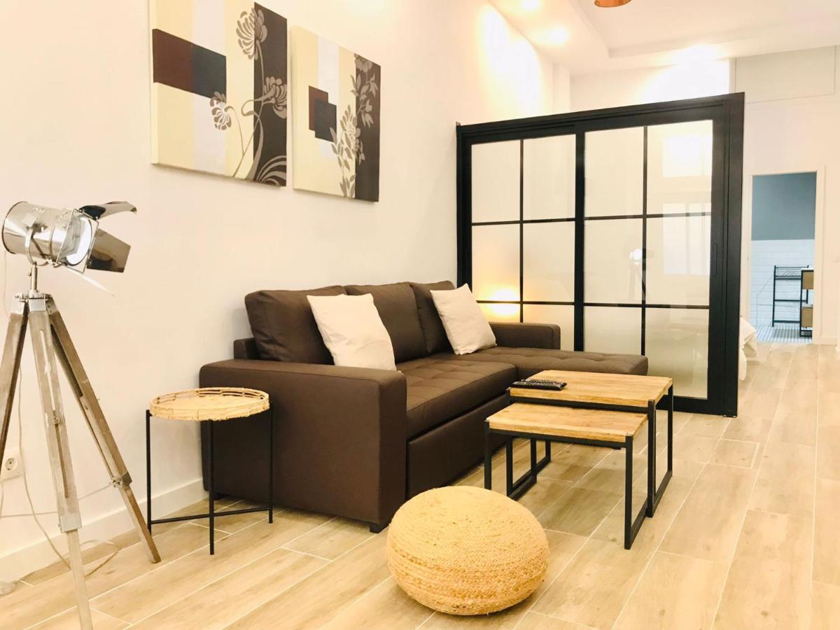 Munilla & Beach By Ele Apartments Малага Екстериор снимка